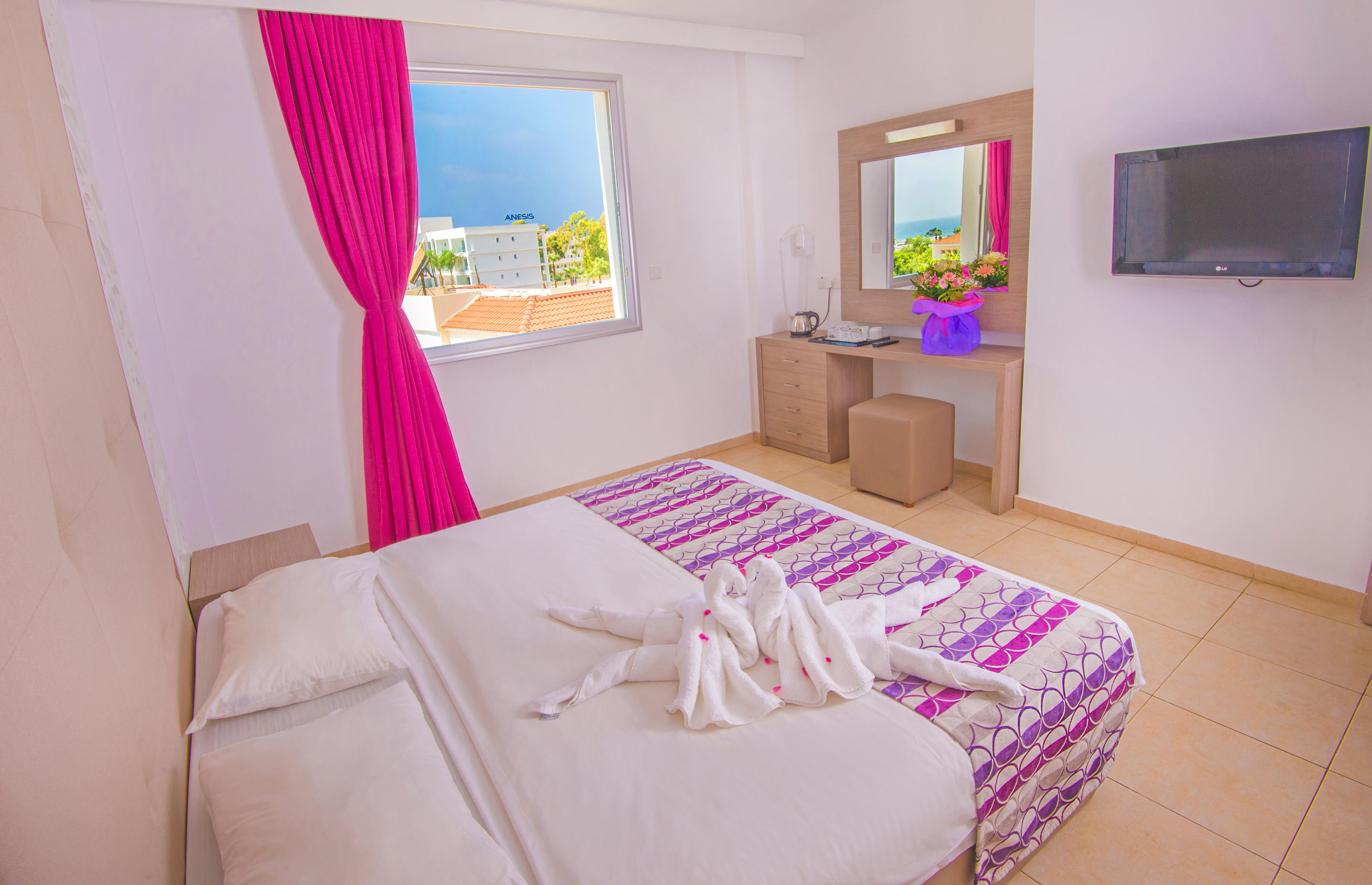 New Famagusta Hotel & Suites ไอยานาปา ภายนอก รูปภาพ