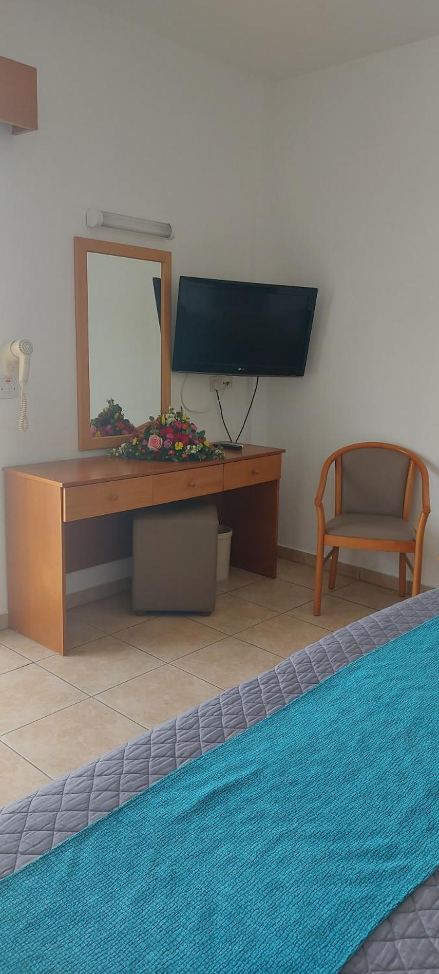 New Famagusta Hotel & Suites ไอยานาปา ภายนอก รูปภาพ