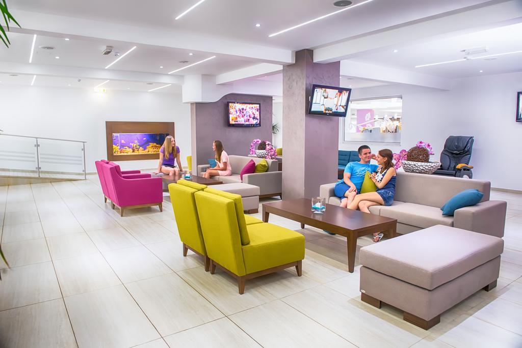 New Famagusta Hotel & Suites ไอยานาปา ภายนอก รูปภาพ