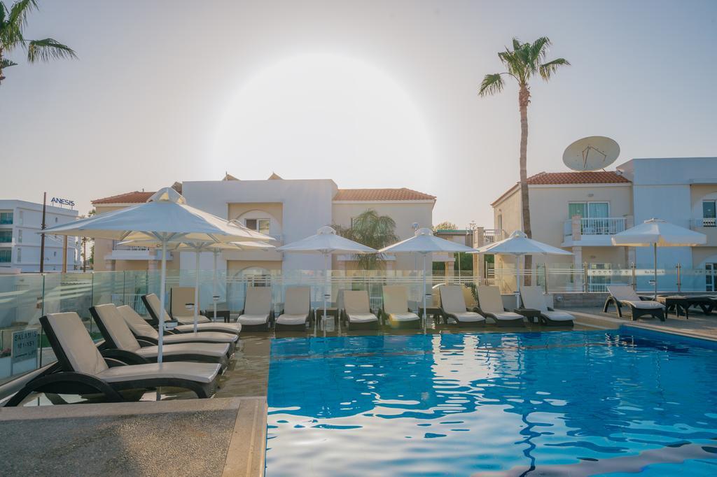 New Famagusta Hotel & Suites ไอยานาปา ภายนอก รูปภาพ